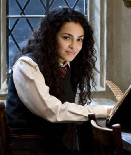 Anna Shaffer played as Romilda Vane in some of Harry Potter movies.