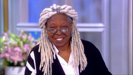 Whoopi Goldberg with her new hairstyle