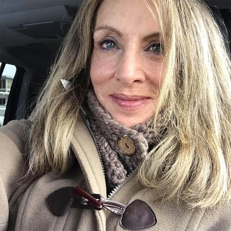 Linda Tripp Rausch taking a selfie in a car.