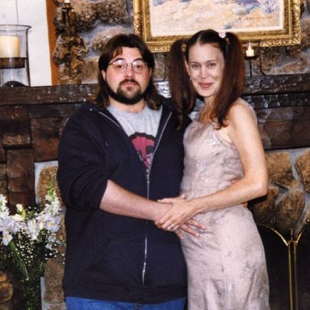 Who is Kevin Smith's Wife Jennifer Schwalbach Smith? Details of His ...