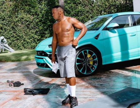 This is the picture Yo Gotti posted on his Instagram as he announced his weight loss. 