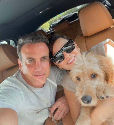 On July 30, 2020, Karina Banda tied the knot with her actor husband Carlos Ponce in Florida during the COVID-19 pandemic.