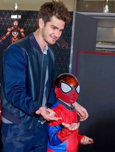 Andrew Garfield made his first significant TV appearance in 2005 in Sugar Rush.