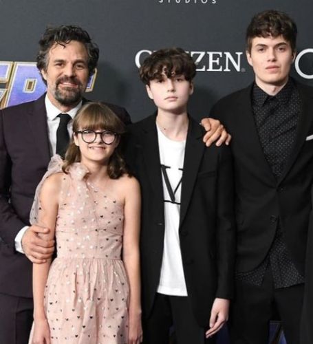 Bella Noche Ruffalo is the daughter of Avengers actor Mark Ruffalo and his wife, Sunrise Coigney. 