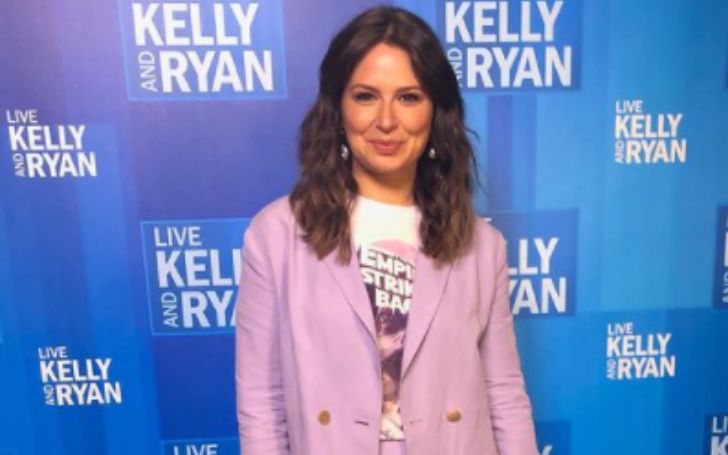 How Much is Katie Lowes Net Worth in 2021? Here is the Complete Breakdown