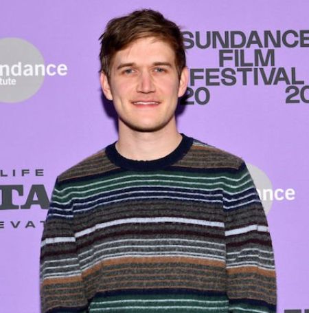 Bo Burnham is a millionaire with a total net of approximately $4 million. 