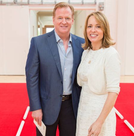 Roger Goodell and his wife Jane Skinner together in a frame.