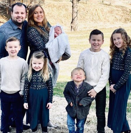 Anna Duggar and Josh Duggar had made a happy family of eight.