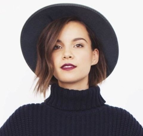 Despite being a lesbian, Ingrid Nilsen was previously engaged with YouTuber Luke Conard from 2011 to 2013, according to Celeb Live Update.
