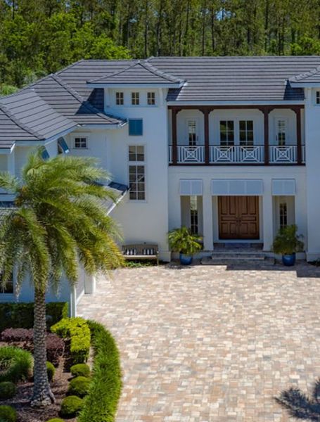 Nick Foles and his wife, Tori, paid $2.8 million for a newly built six-bedroom house in Glencoe.