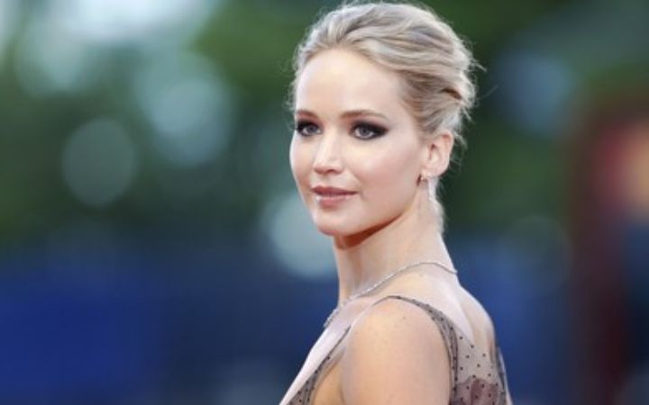 Oscar-Winner Jennifer Lawrence is Pregnant With Her First Child
