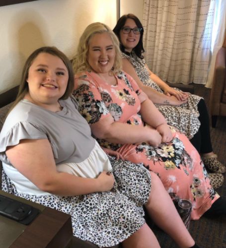 Mama June has four children: Anna Dunn, Jessica Ford, Lauryn Ford, and Alana Thompson. 