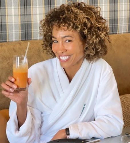 Sage Steele is offering $1,595,000 for her beautiful Avon, Connecticut house.