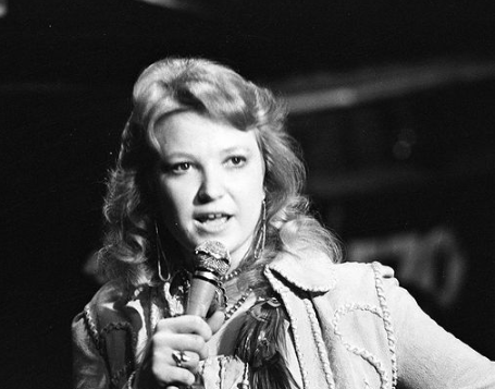 Tanya Tucker released the hit song 'Delta Dawn' in 1972 at the age of 13.