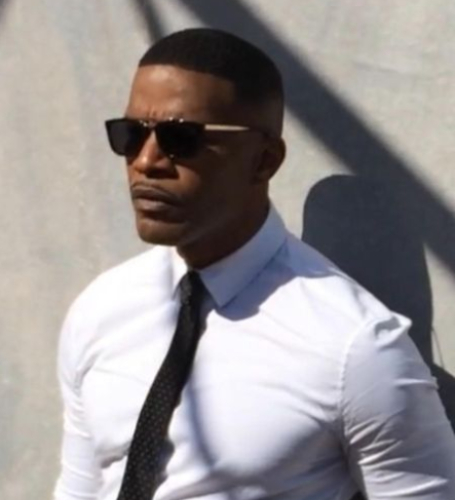 Jamie Foxx was caught dining with an unknown woman at the upscale Los Angeles restaurant Nobu Malibu. 