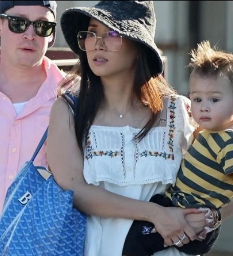 Macaulay Culkin and his fiancee, Brenda Song, have a baby boy.