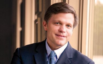 Who is Douglas Brinkley's Wife? Details of His Married Life!
