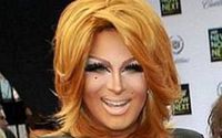 Who is Roxxxy Andrews Dating?