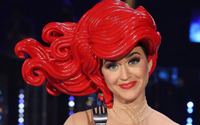 Katy Perry falls out of her Chair on the latest episode of 'American Idol'
